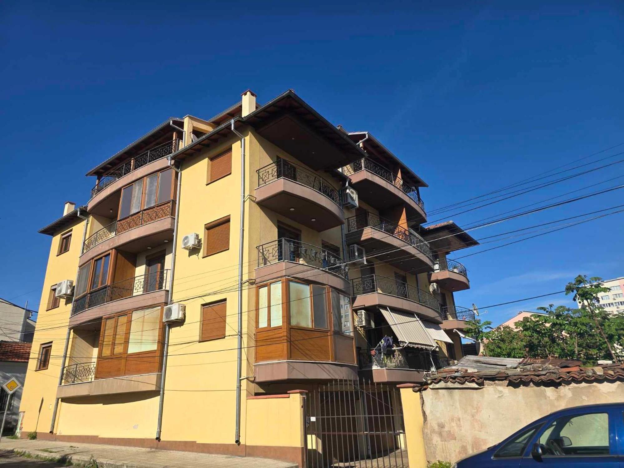 Luxury City Centre Appartment Iva Sliven Εξωτερικό φωτογραφία