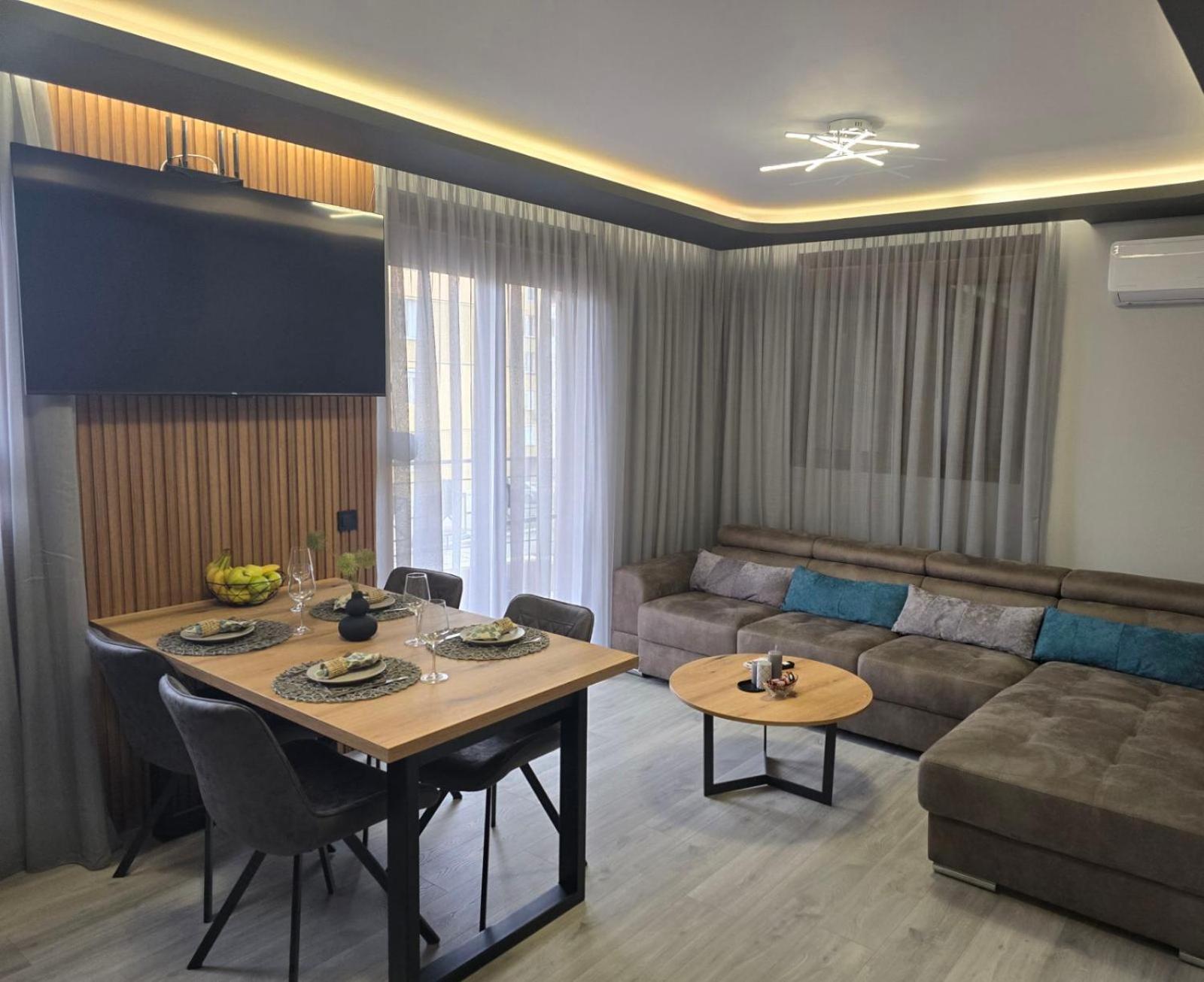 Luxury City Centre Appartment Iva Sliven Εξωτερικό φωτογραφία